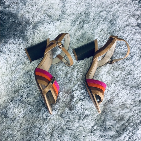 Sacasa Leather Shoes Heels - Picture 2 of 6